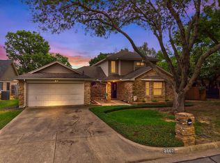 2907 Pitkin Dr, Arlington, TX 76006