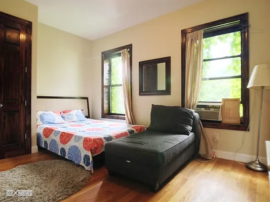 Rented by Citi Habitats | media 12