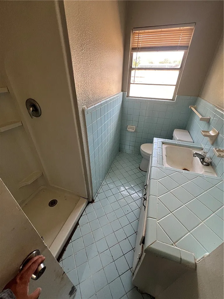 3 bed, 1.5 bath, 1078 sqft, $1,400 — Photo 4