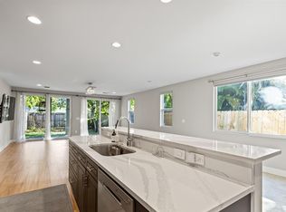 619 SW 17th St, Fort Lauderdale, FL 33315