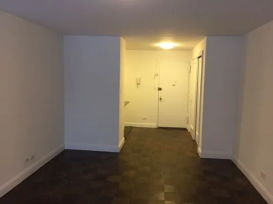 Rented by Solil Management | media 3