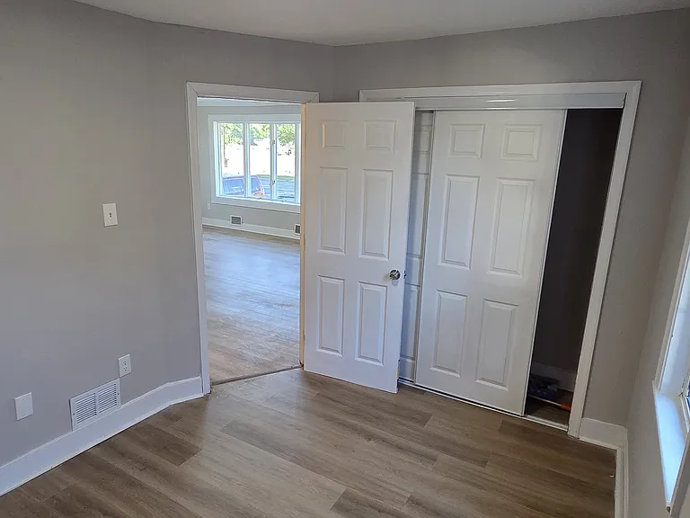 1019 Green Ln — Photo 18
