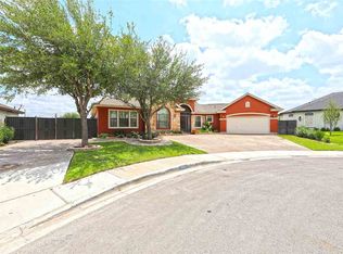 10821 Marfa Rd, Laredo, TX 78045