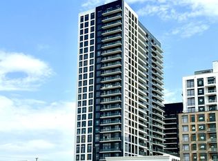 7950 Bathurst St #2002, Vaughan, ON L4J 0B8