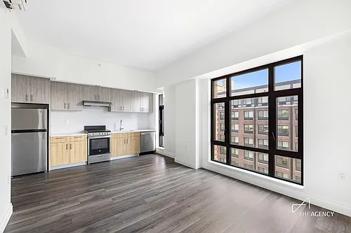493 Myrtle Ave #602 Photo 1