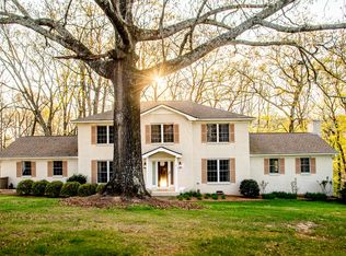 5702 Queen Mary Ln, Chattanooga, TN 37415