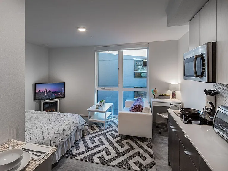 Pike Flats | 722 E Pike St — Photo 46
