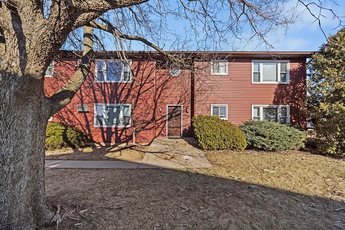 Building Photo - 115 Knoll Rd