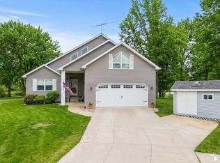 8085 Wadding Dr, Onsted, MI 49265