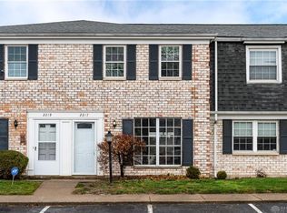 2217 Crew Cir, Dayton, OH 45439