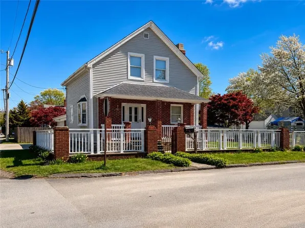 78 Highland Ave, Johnston, RI 02919