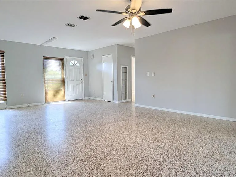 22003 Catherine Ave — Photo 9