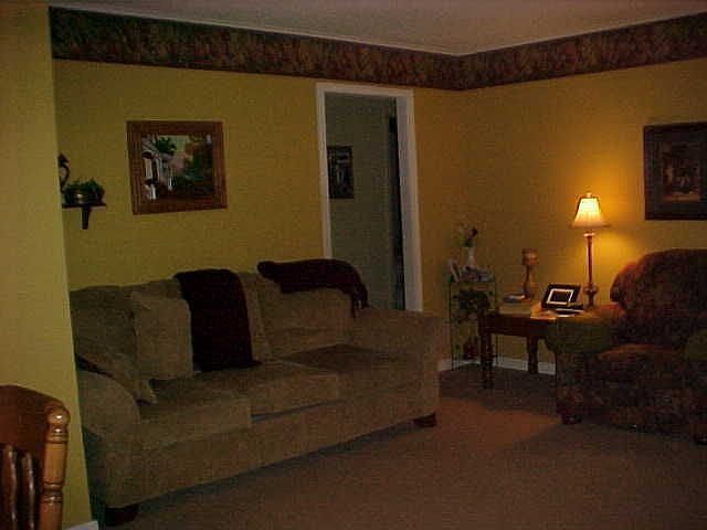 2nd image of 287 Forsythe Rd