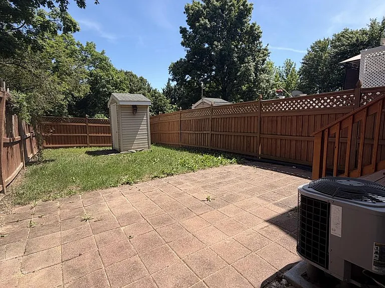 107 Peridot Pl — Photo 11