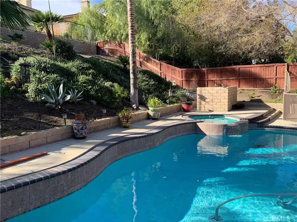 32509 The Old Rd, Castaic, CA 91384