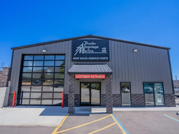 27 Lighthouse Marina Rd, Sunrise Beach, MO 65079