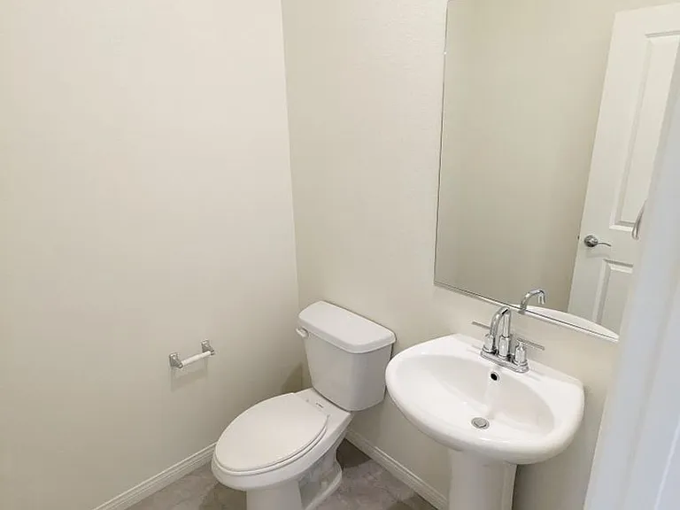 7071 Alabaster Peak St — Photo 9