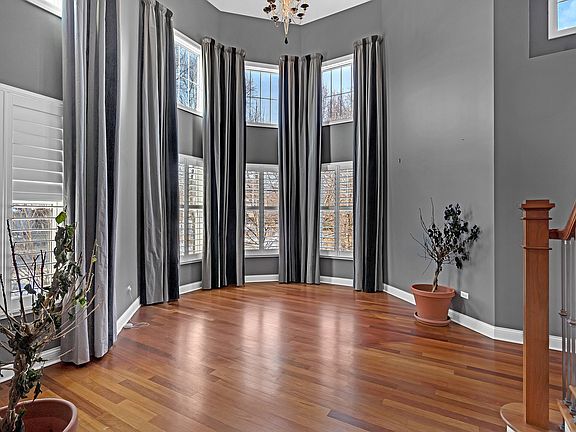 5th image of 7242 Greywall Ct