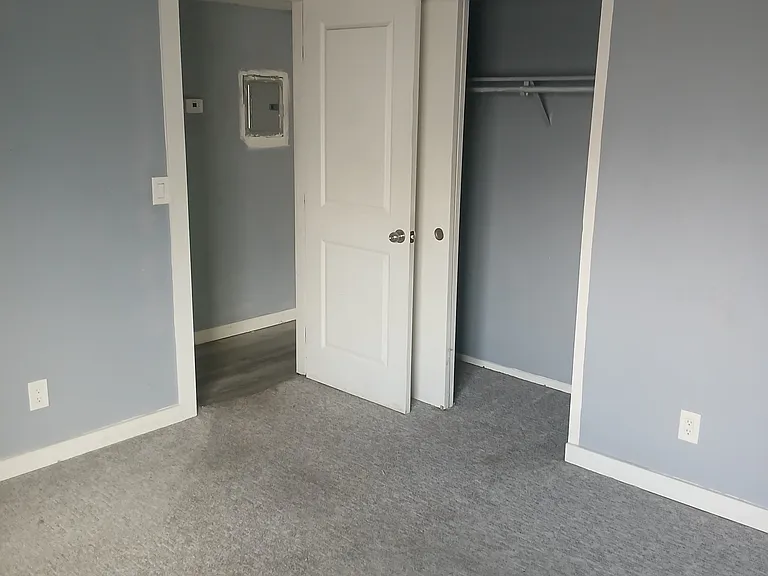 2415 W St #6 — Photo 7