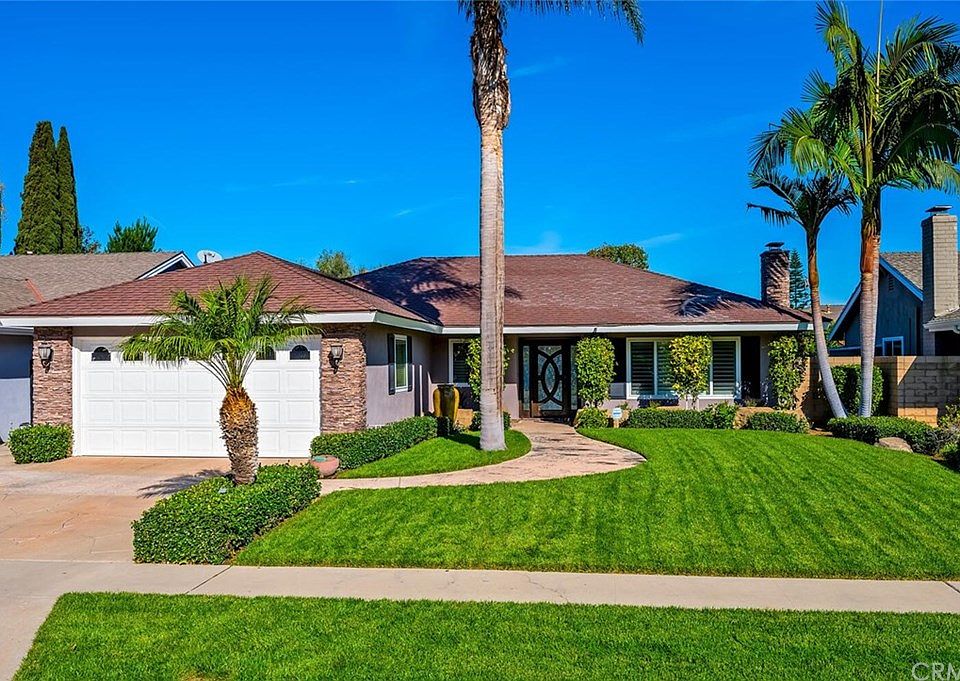 1st image of 2105 Plumwood Ln