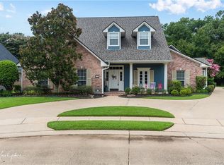 40 Waterbury Dr, Bossier City, LA 71111