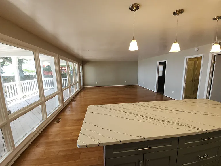 1331 Bayville St — Photo 48