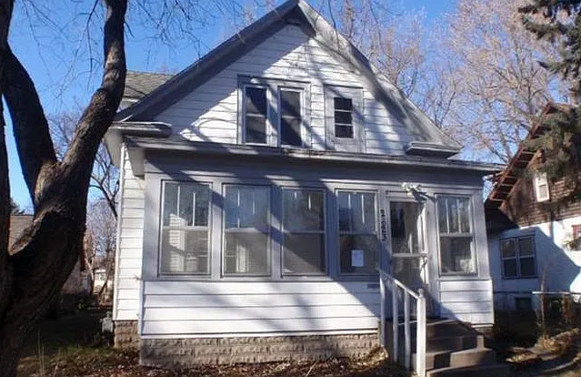 2623 Humboldt Ave N - 0 — Photo 1