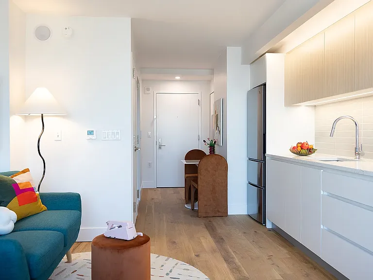 240 Willoughby St #12Q — Photo 2