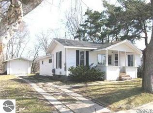 233 Valley Ave, Alma, MI 48801