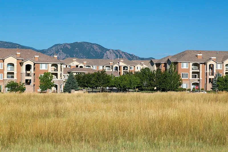 Stonegate Apartments