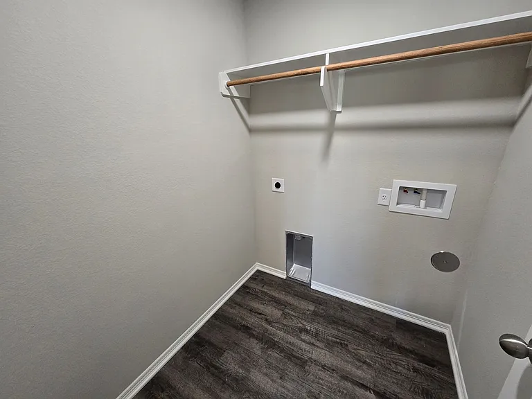1221 High St — Photo 9