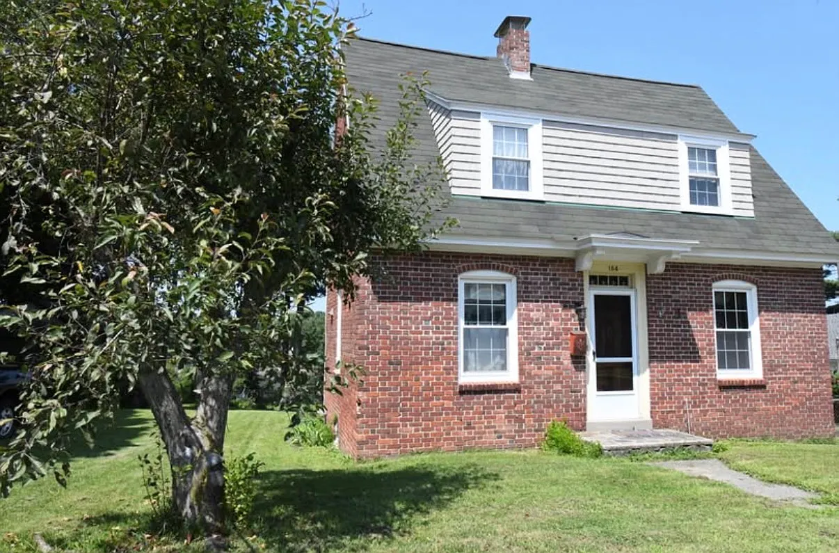 2 bed, 1337 sqft, $3,650 — Photo 2