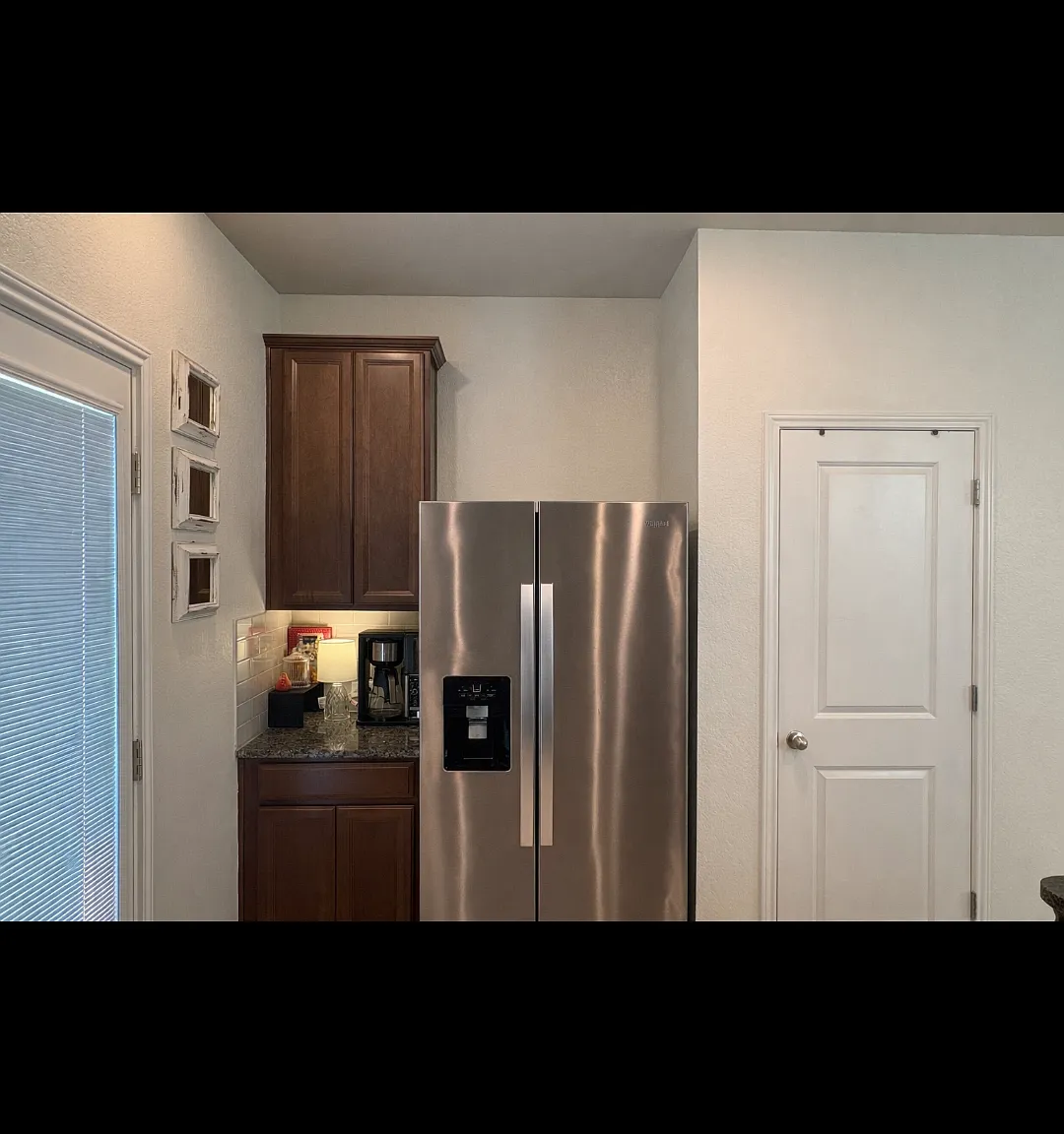 3 bed, 1250 sqft, $1,900 — Photo 4