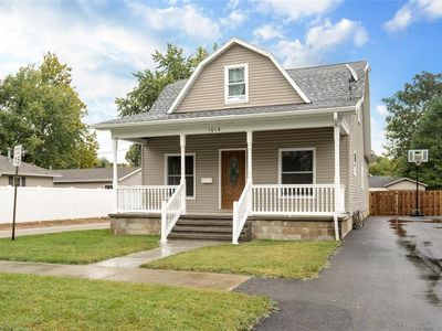 1014 N Van Buren St, Litchfield, IL, 62056