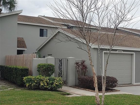 2nd image of 1515 Shelley Pl