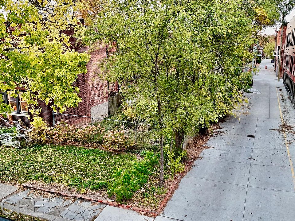 1st image of 684 W Alexandrine St