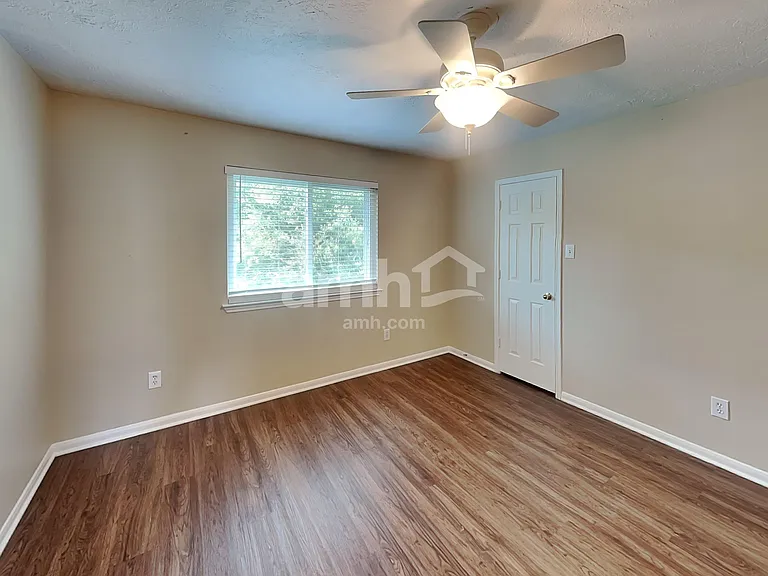 26887 Castlecliff Ln — Photo 16