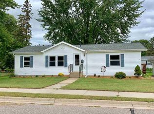 845 Lacrosse St, Mauston, WI 53948