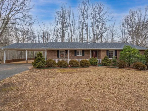349 Martin Acres, East Bend, NC 27018