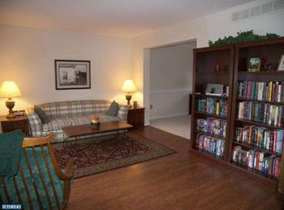133 S Kingscroft Dr, Bear, DE 19701
