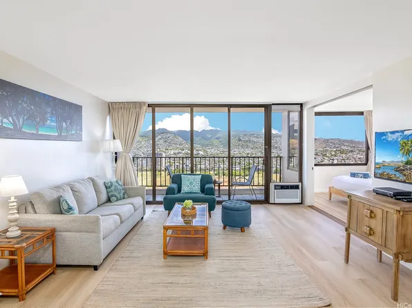 201 Ohua Ave #3213, Honolulu, HI 96815