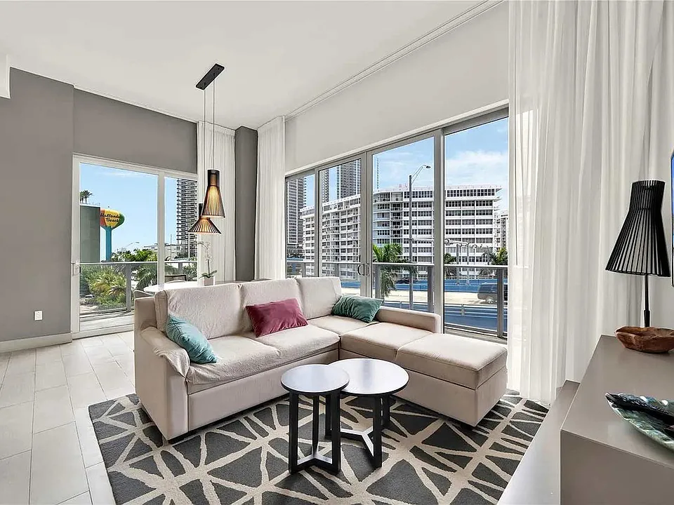 4010 S Ocean Dr #ID1343386P