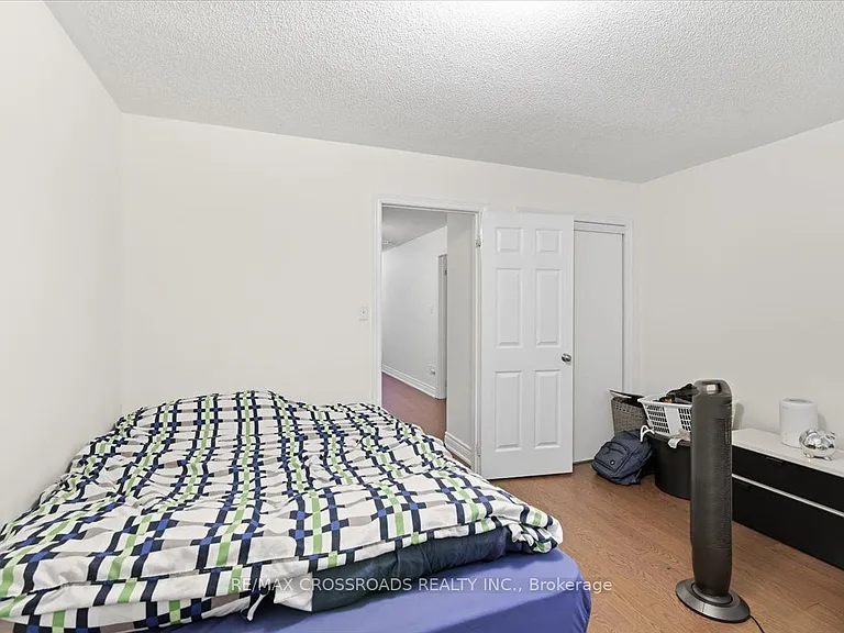 8 Culver Ln — Photo 20