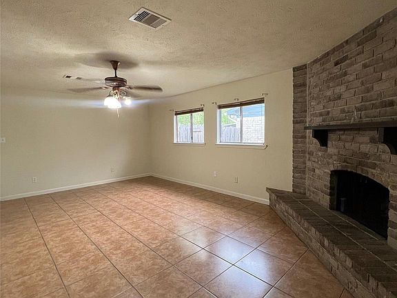 3rd image of 6231 Hollow Pines Dr
