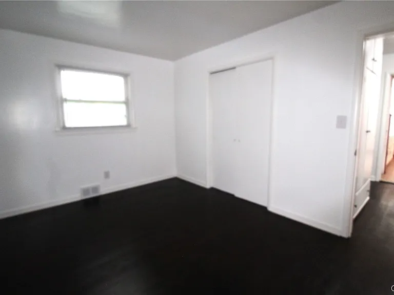 24 Forest Rd — Photo 18