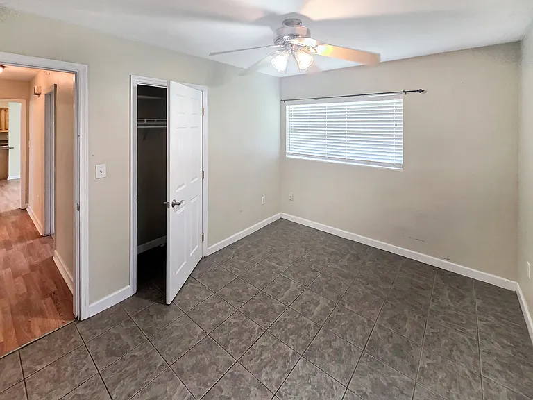 5117 Lake Howell Rd — Photo 11
