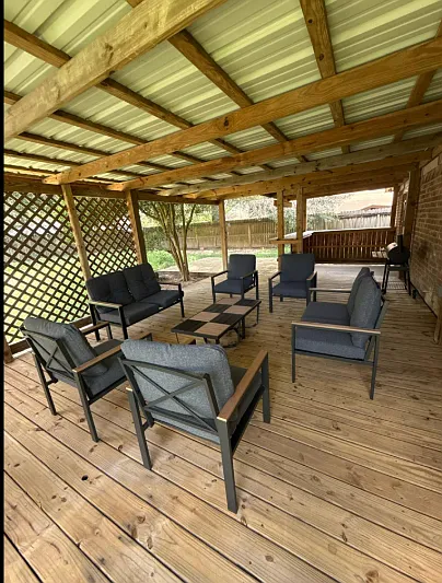 3 bed, 1316 sqft, $5,500 — Photo 2