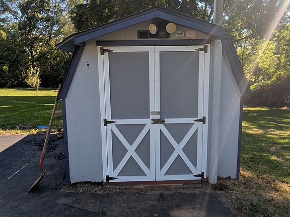 Shed