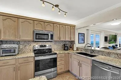 10980 S Ocean Dr #611 — Photo 13