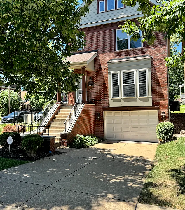2131 Franz Park Ln
